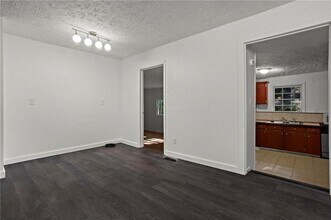 317 Argus Cir NW in Atlanta, GA - Building Photo - Building Photo