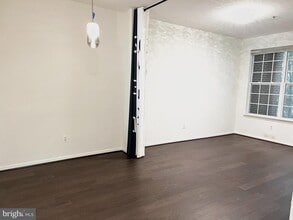 2665 Manhattan Pl in Vienna, VA - Building Photo - Building Photo