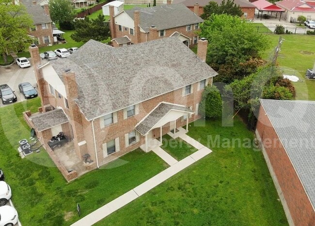 3947 N Garland Ave in Garland, TX - Building Photo - Building Photo