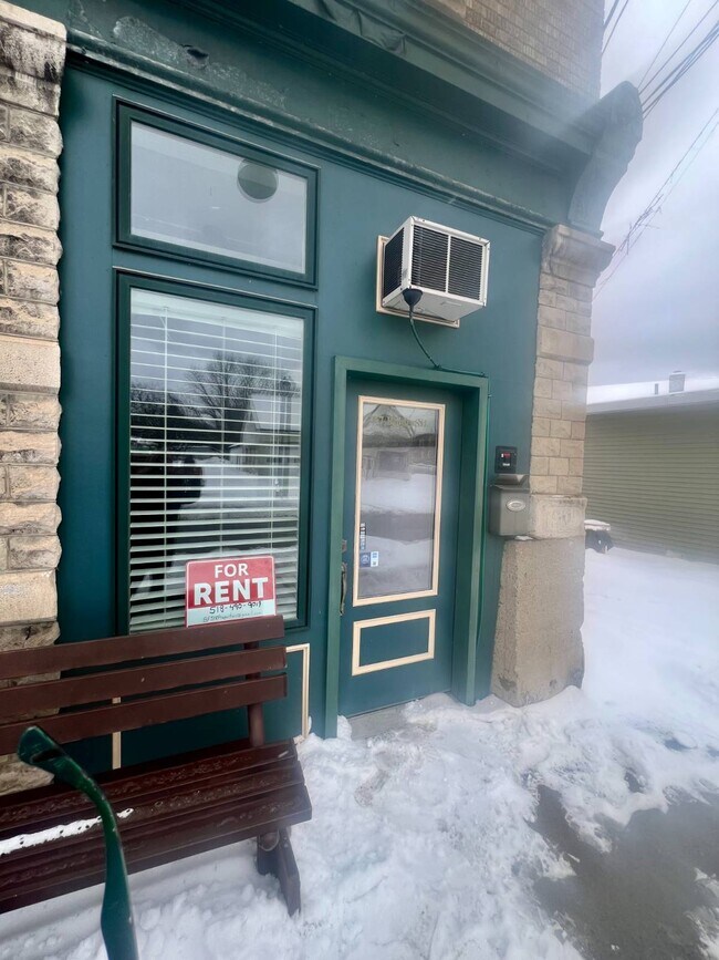 47 Bridge St in Amsterdam, NY - Building Photo - Building Photo