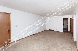217 Loomis Ave in Des Moines, IA - Building Photo - Building Photo