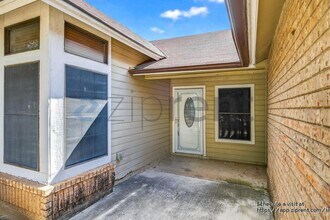 8314 Clays Point in San Antonio, TX - Building Photo - Building Photo