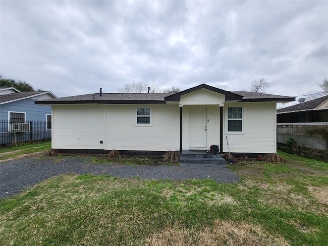 property at 50 Neyland St