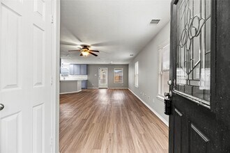 7606 Hillsdale Park Ct in Cypress, TX - Building Photo - Building Photo