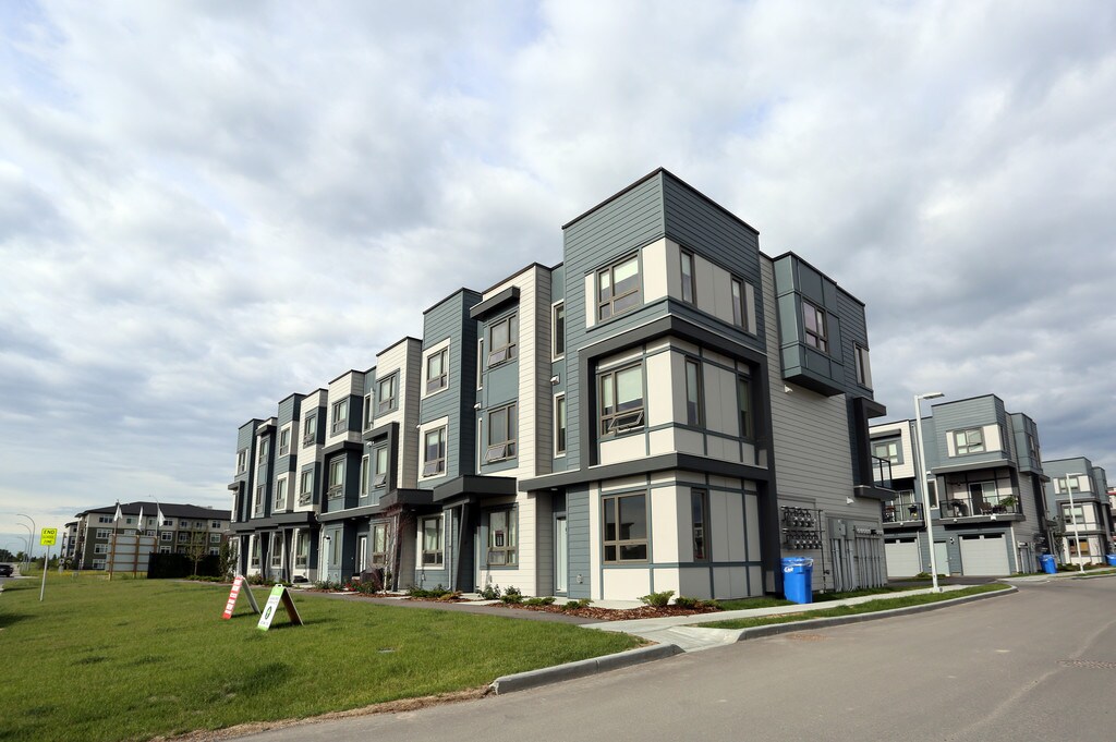 Terra Airdrie, AB Apartments