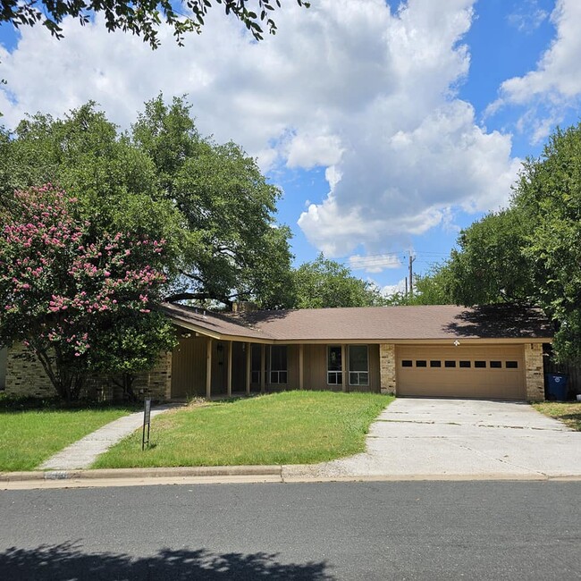 6808 Glen Ridge Dr in Austin, TX - Building Photo - Building Photo