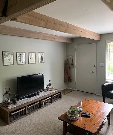 21521 73rd Pl W in Edmonds, WA - Foto de edificio