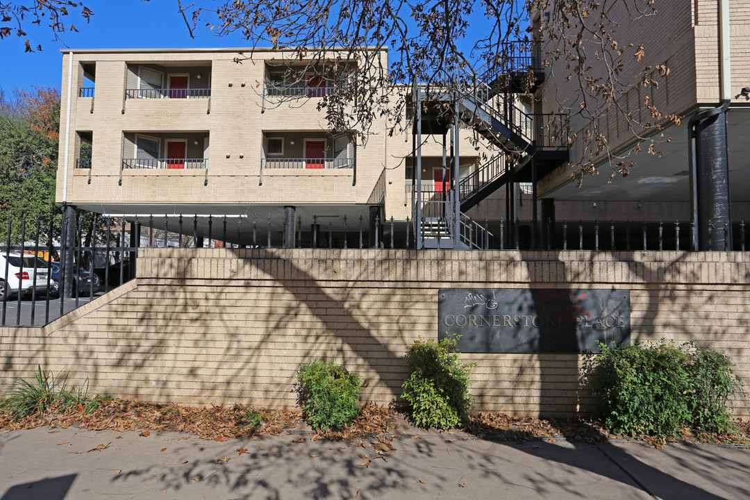 Cornerstone Place in Austin, TX - Building Photo