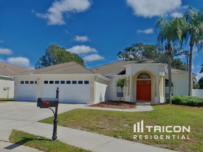 1504 Canoe Dr in Lutz, FL - Building Photo - Building Photo