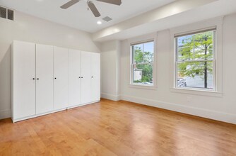 82 Highland Ave, Unit 2 in Somerville, MA - Building Photo - Building Photo