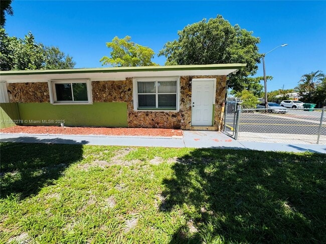 property at 254 SW 14th St