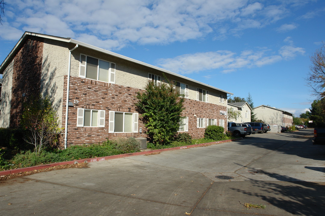 Legacy Townhomes in Chico, CA - Building Photo