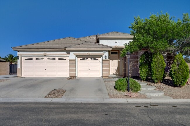 8250 North Point Given St in Las Vegas, NV - Building Photo - Building Photo