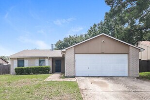 6702 Blackberry Dr in Arlington, TX - Building Photo