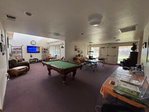 Valley Oak Apartments in Galt, CA - Foto de edificio - Building Photo