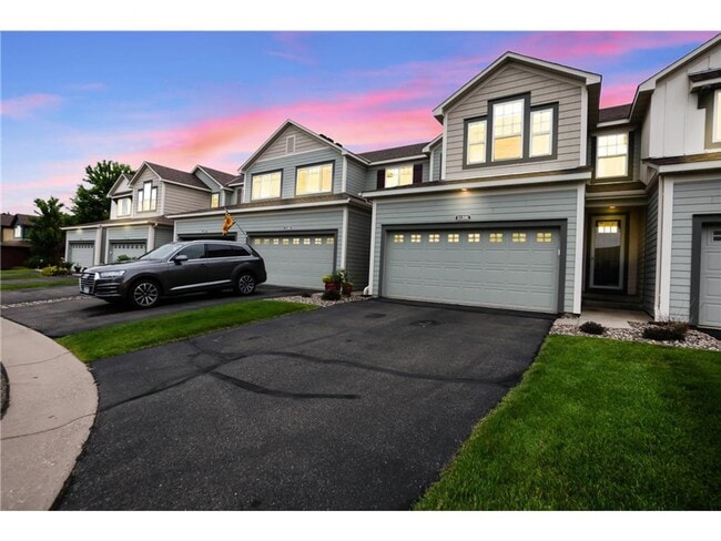 3129 Countryside Ave in Woodbury, MN - Building Photo - Building Photo