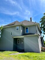 1820 Division St, Unit Right Side in Scranton, PA - Building Photo