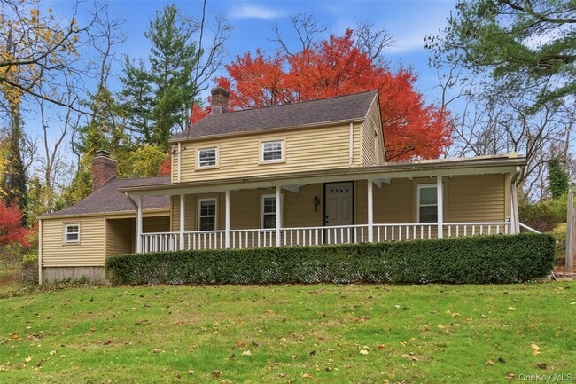 property at 327 W Neck Rd