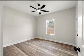 524 Burk St in Nacogdoches, TX - Building Photo - Building Photo