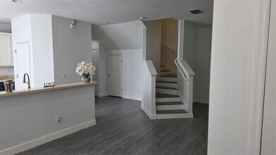 10258 Lake District Ln in Orlando, FL - Building Photo - Building Photo