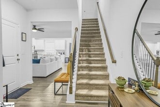 329 Hartland Pl in Simpsonville, SC - Building Photo - Building Photo