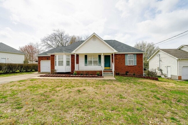 property at 704 Veneta View Dr