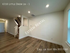 6318 Little Drew Ln in Raleigh, NC - Building Photo - Building Photo