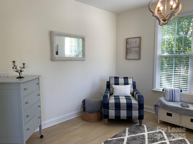 9033 Rosalyn Glen Rd in Cornelius, NC - Building Photo - Building Photo