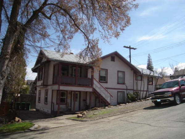 802 Lincoln St in Klamath Falls, OR - Building Photo - Building Photo