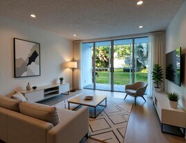 2000 S Federal Hwy in Boynton Beach, FL - Building Photo