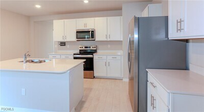 16568 Fire Coral Lane in North Fort Myers, FL - Foto de edificio - Building Photo