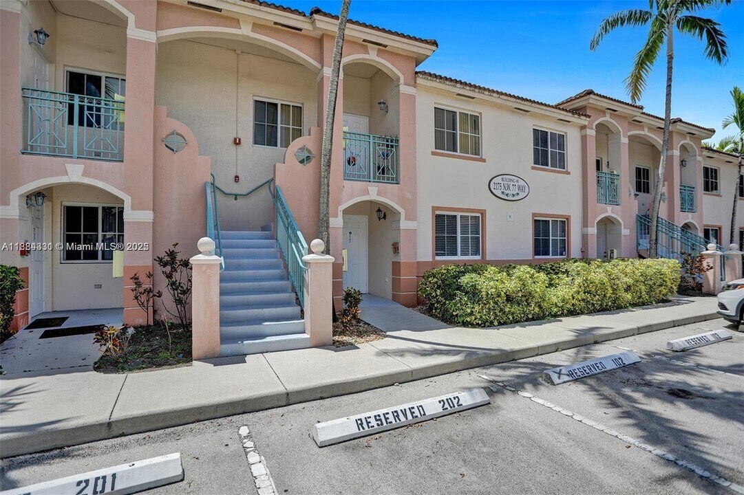 2175 NW 77th Way in Pembroke Pines, FL - Building Photo