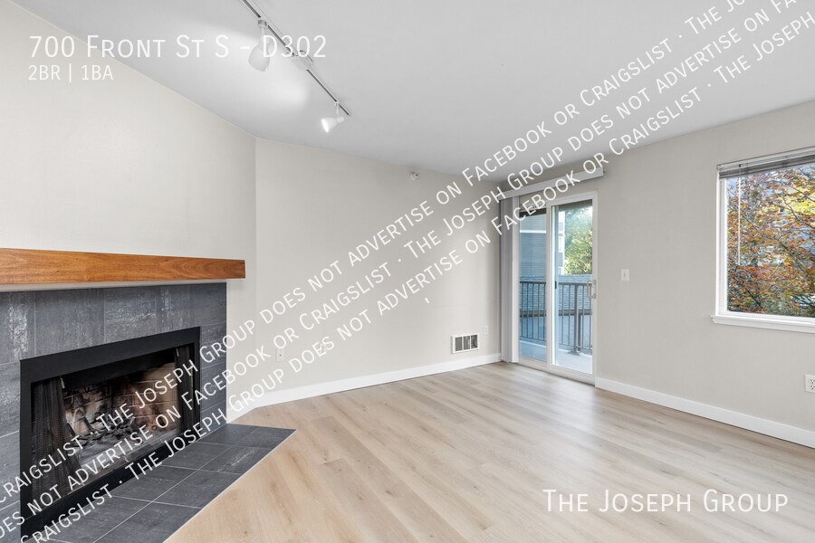 700 Front St S in Issaquah, WA - Building Photo