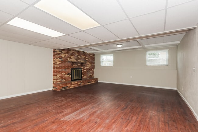 9715 Stagecoach Dr S in Dayton, OH - Building Photo - Building Photo