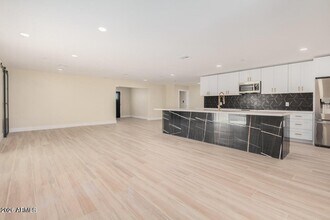 2220 N 66th St in Scottsdale, AZ - Building Photo - Building Photo