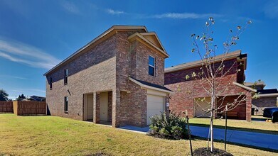 1840WolfordWay in Norman, OK - Building Photo - Building Photo