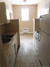 100 Bradford Ave in Fayetteville, NC - Building Photo - Building Photo