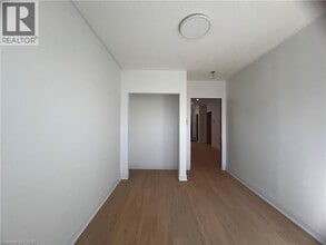 804 St Clair Ave W in Toronto, ON - Building Photo - Building Photo