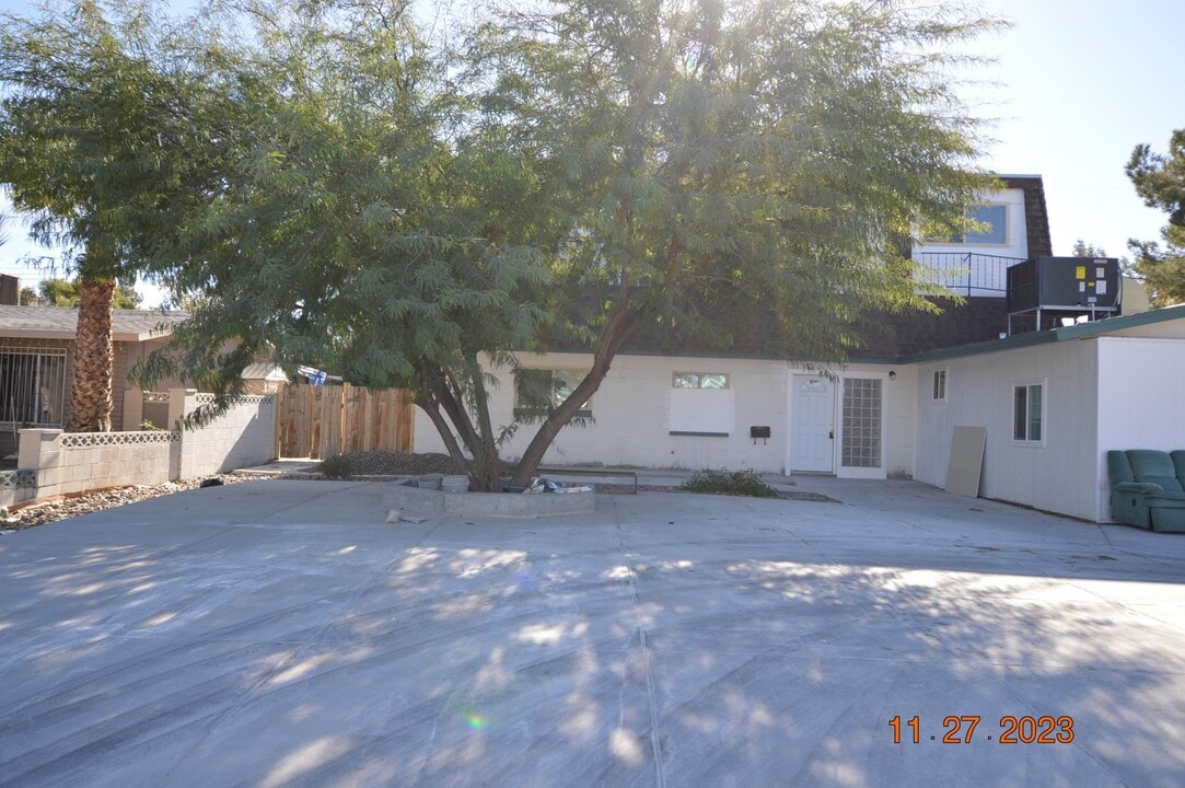 4089 El Segundo Ave in Las Vegas, NV - Building Photo