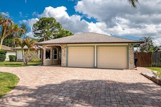 1326 SW Bartell Ave in Port St. Lucie, FL - Building Photo - Building Photo