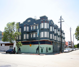 2443-2447 Telegraph Ave in Oakland, CA - Building Photo - Building Photo