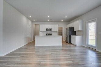 142 Paddle Boat Wy in Ridgeville, SC - Building Photo - Building Photo