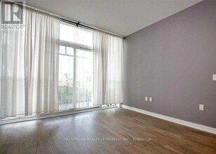 4699-4699 Glen Erin Dr in Mississauga, ON - Building Photo - Building Photo