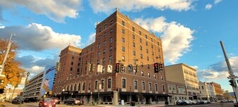 Mark Twain Building in Elmira, NY - Building Photo