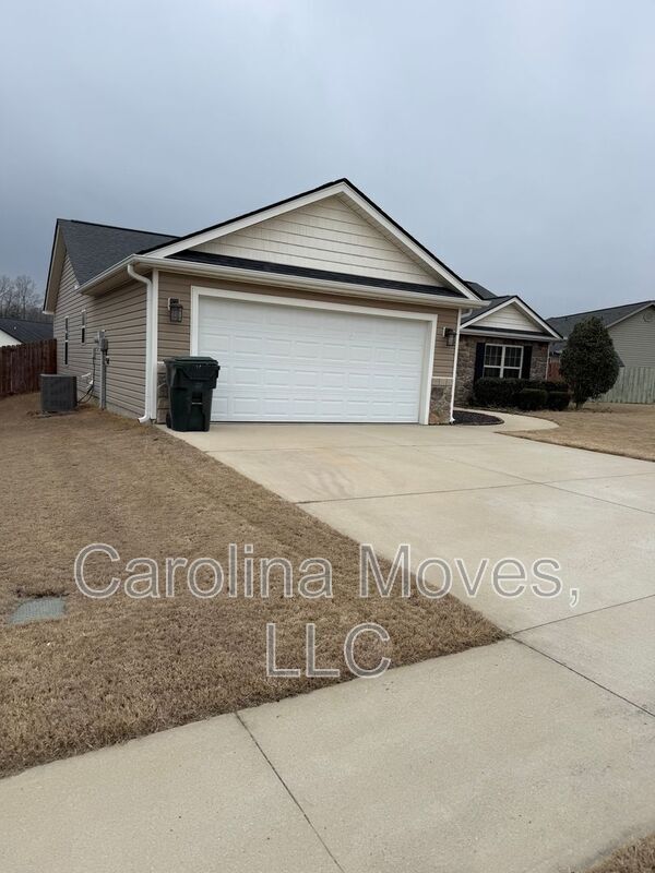 208 Sleepy River Rd in Simpsonville, SC - Building Photo - Building Photo