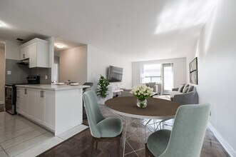 70 Heath St W in Toronto, ON - Building Photo - Building Photo