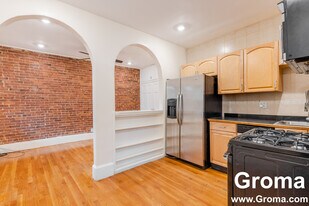 4 Mark St, Unit 3 in Boston, MA - Building Photo