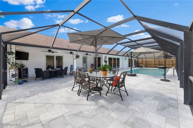 property at 2467 Pinewoods Cir