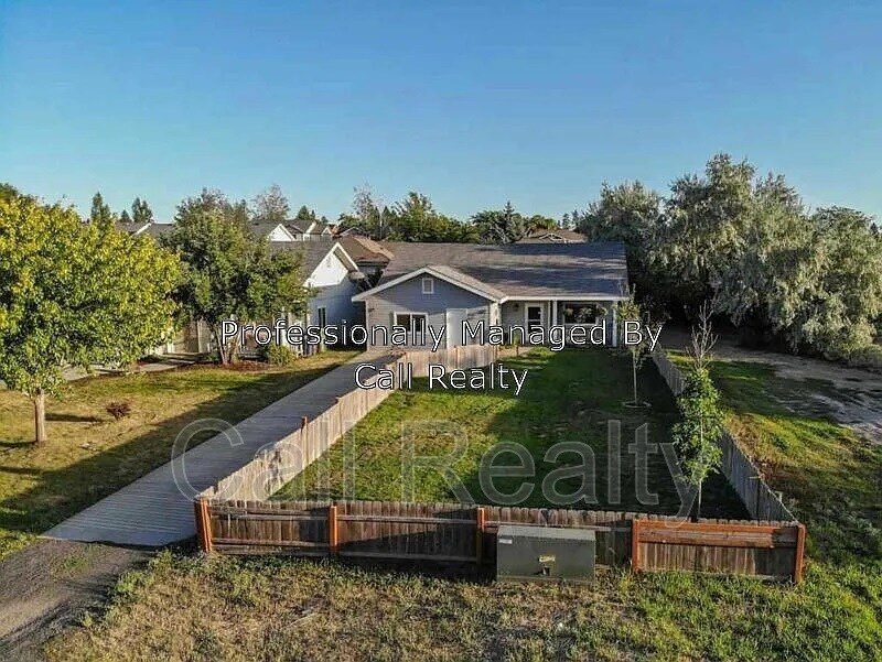 3104 E 42nd Ave in Spokane, WA - Building Photo