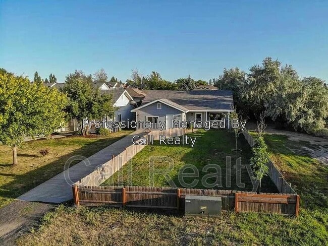 property at 3104 E 42nd Ave